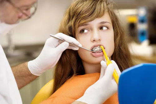 Fogszabályozás fogorvosnál