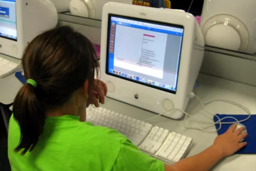 Számítógép – munkára, játékra, mesékre