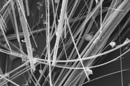 Azbesztszálak elektronmikroszkóp alatt