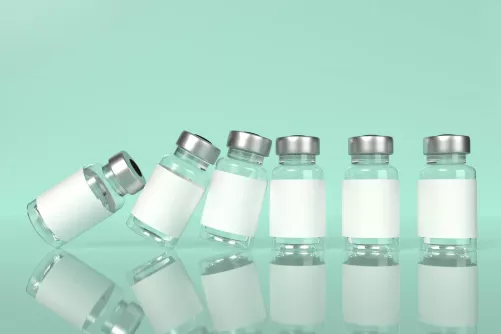 Védőoltás üvegcsék