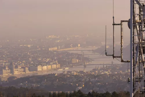 Budapest egy kevésbé szerencsés napon...  (fotó: Konrad Koller, unsplash.com)