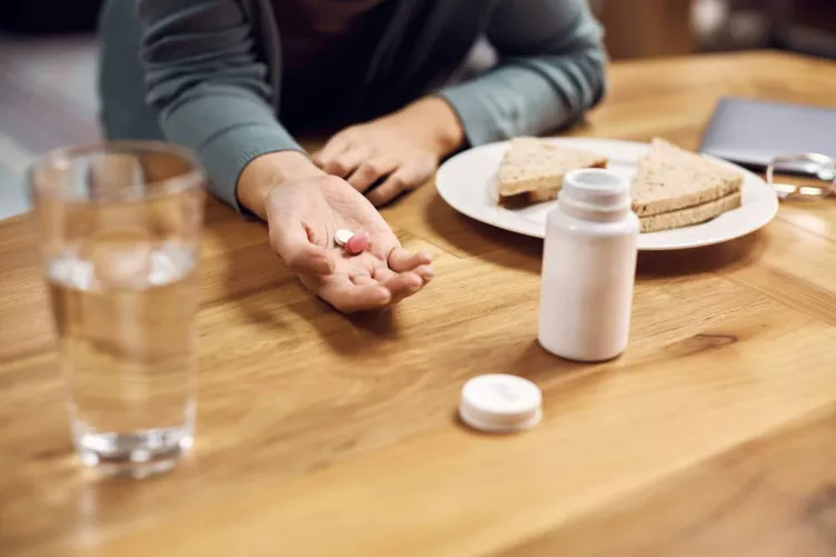 Gyógyszer bevétele étkezés előtt