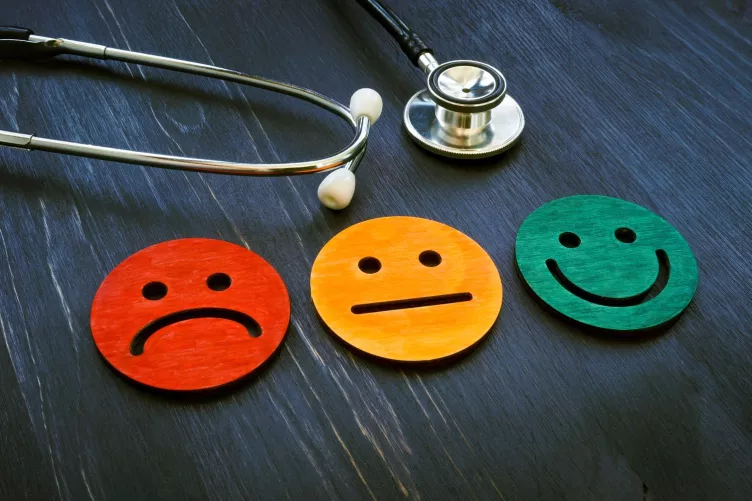 Fonendoszkóp és hangulati emojik