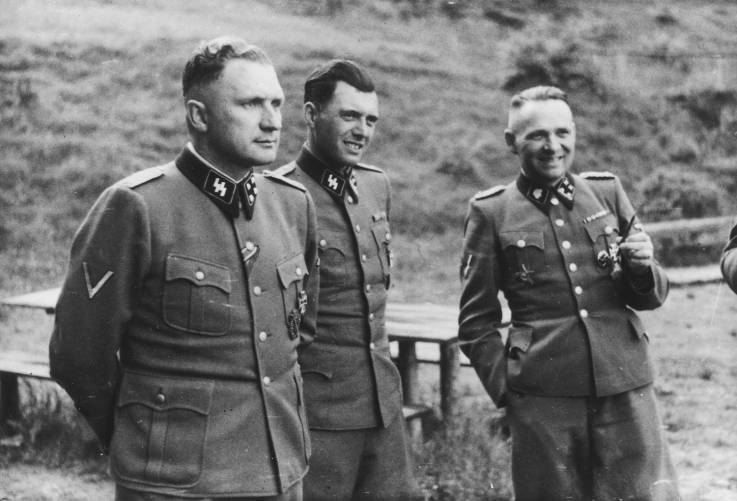 Mengele és két társa korabeli fotón