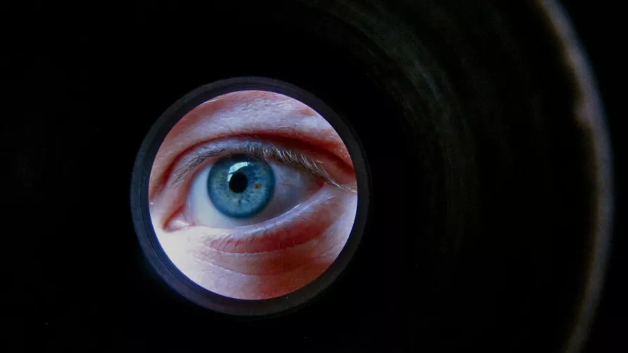 Vigyázzon a szemére...