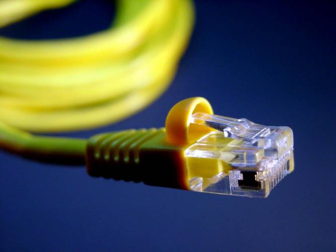 Hálózati kábel – hálózati fejlesztés, integrált adatkezelés uniós támogatással