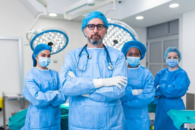 Sebészi  team