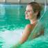 Wellness-hidroterápia medencében